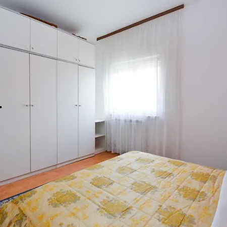 Appartement In Pula/istrien 11306 Pula